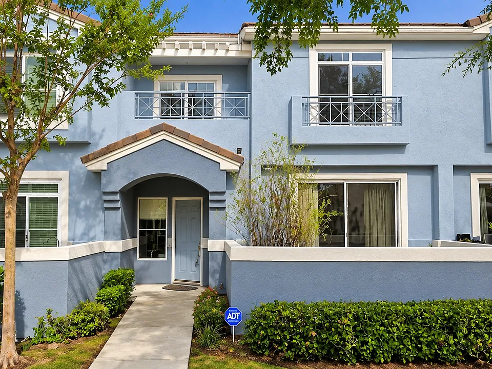 2230 Indigo Hills Dr #3