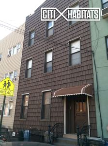 52 Herbert St, Brooklyn, NY, 11222