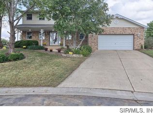8 Crimson Ct, Glen Carbon, IL