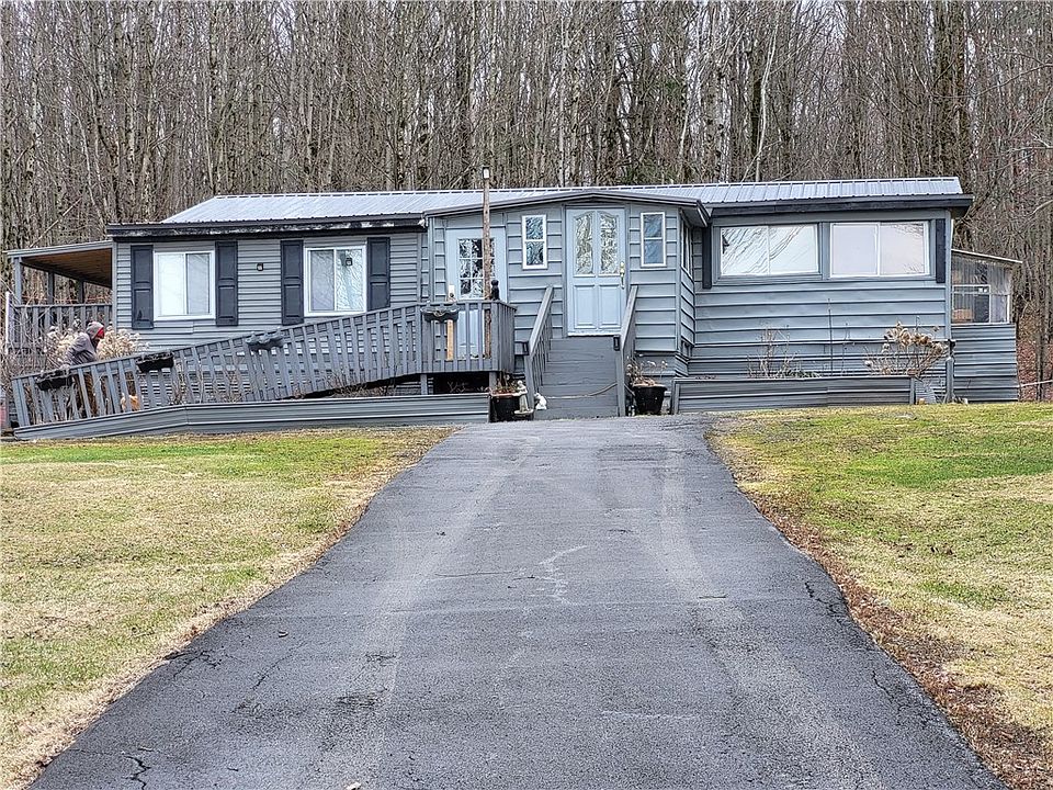 1st image of 538 Ceresna Rd