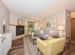 Brookfield Lake Condominium, Brookfield, WI 53045