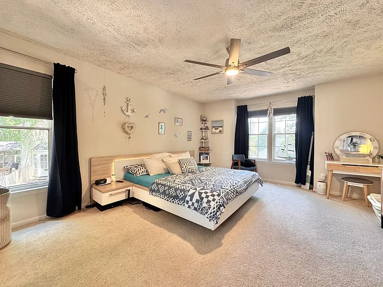 69 Spring Lake Dr — Photo 21