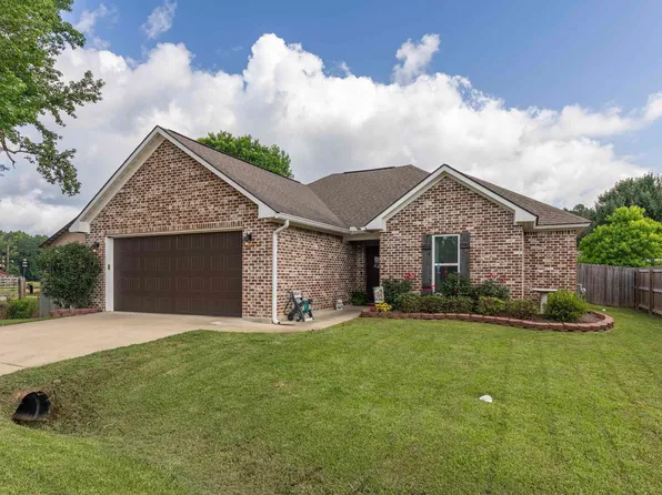 101 Haley Ln, Choudrant, LA 71227