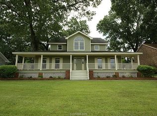 1611 Seignious Dr, Charleston, SC 29407
