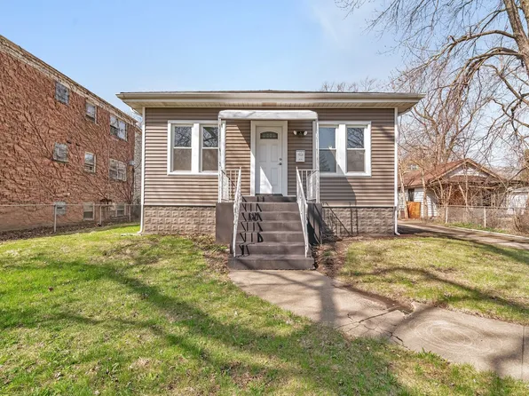 13916 S Dearborn St, Riverdale, IL 60827