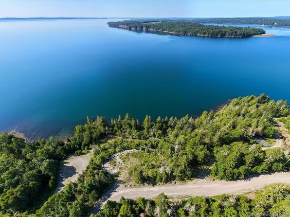 80 Osprey Dr, Saint Andrews, NB E5B 0E9