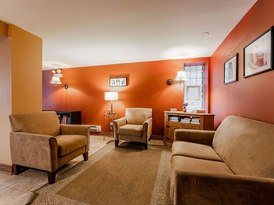 1st image of 841 W Windsor Ave #1A