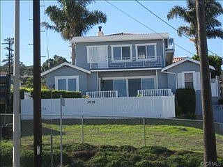 2nd image of 3539 S Pacific Ave