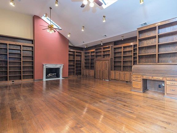 3rd image of 9255 Dogwood Rd