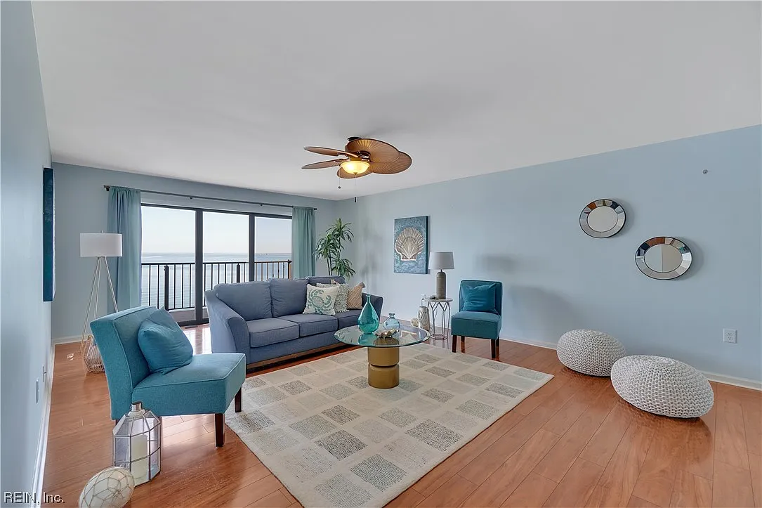 3 bed, 2.5 bath, 2404 sqft, $4,795 — Photo 4