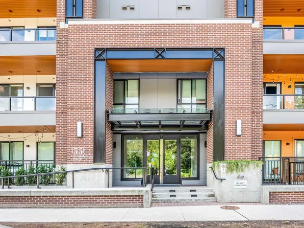 55 Klahanie Dr #319, Pt Moody, BC V3H 5K3