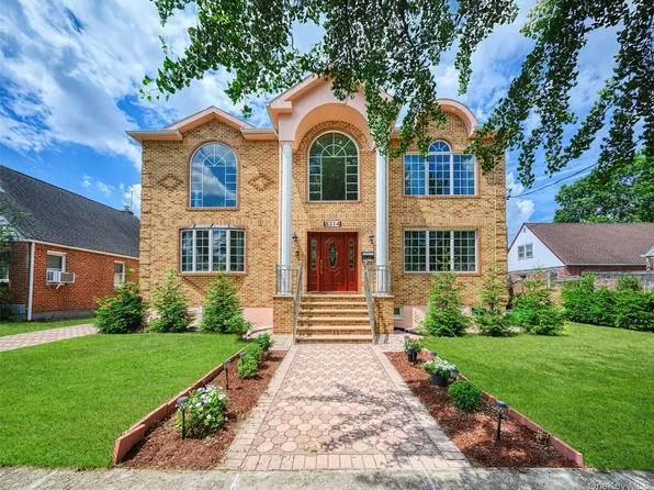 83-14 266th Street, Glen Oaks, NY 11004