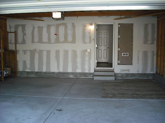 5th image of 739 N Lassen Ave