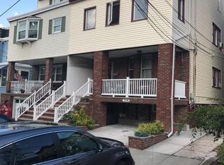 134 Avenue C, Bayonne, NJ 07002