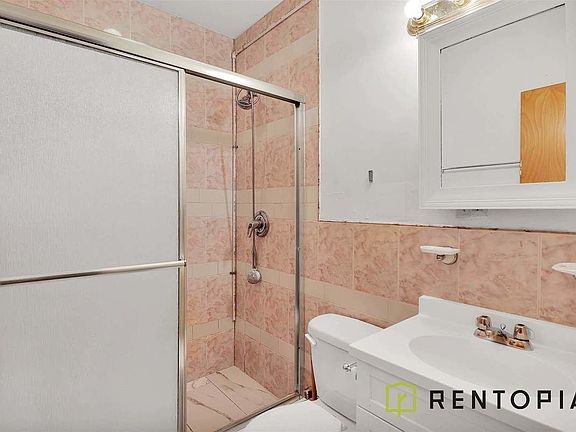 3rd image of 936 Atlantic Ave #3A