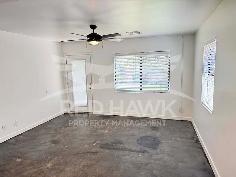 2 bed, 1.0 bath, 800 sqft, $1,495 — Photo 2