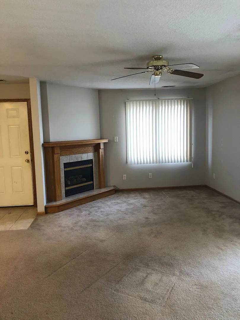 Ashworth Dr. Apartments — Photo 2
