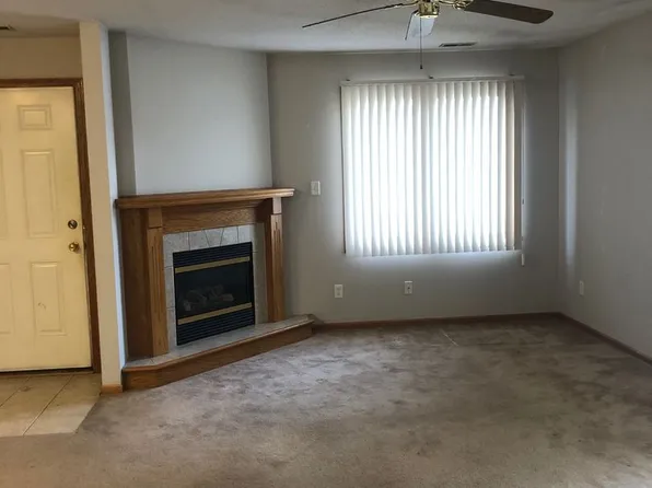 Ashworth Dr. Apartments, 211 Ashworth Dr APT 4, Waukee, IA 50263