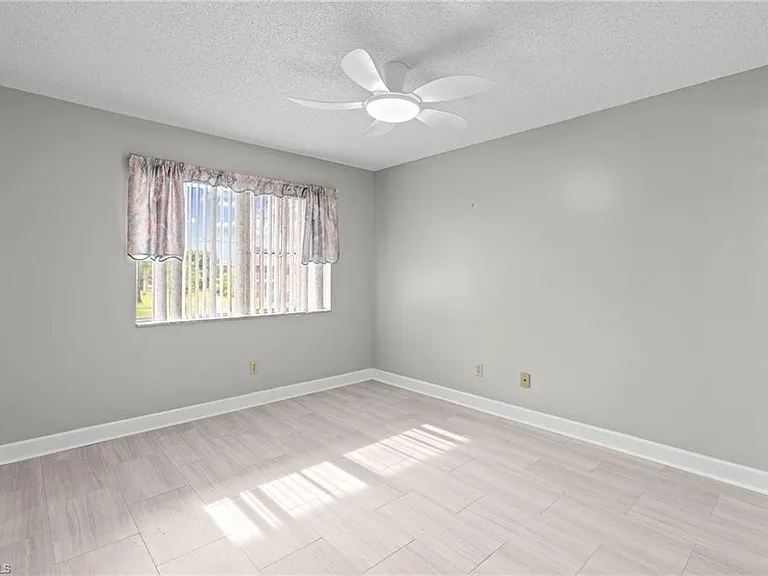 6184 Michelle Way #243 — Photo 9