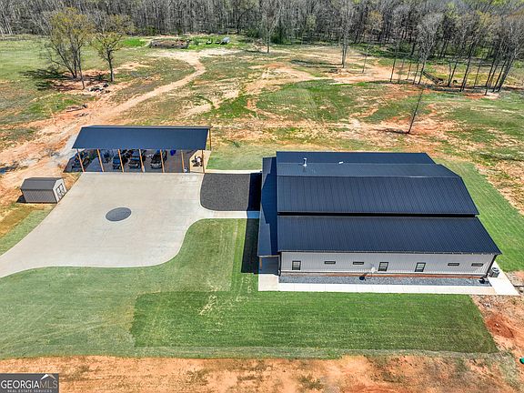 5th image of 3873 Cove Rd