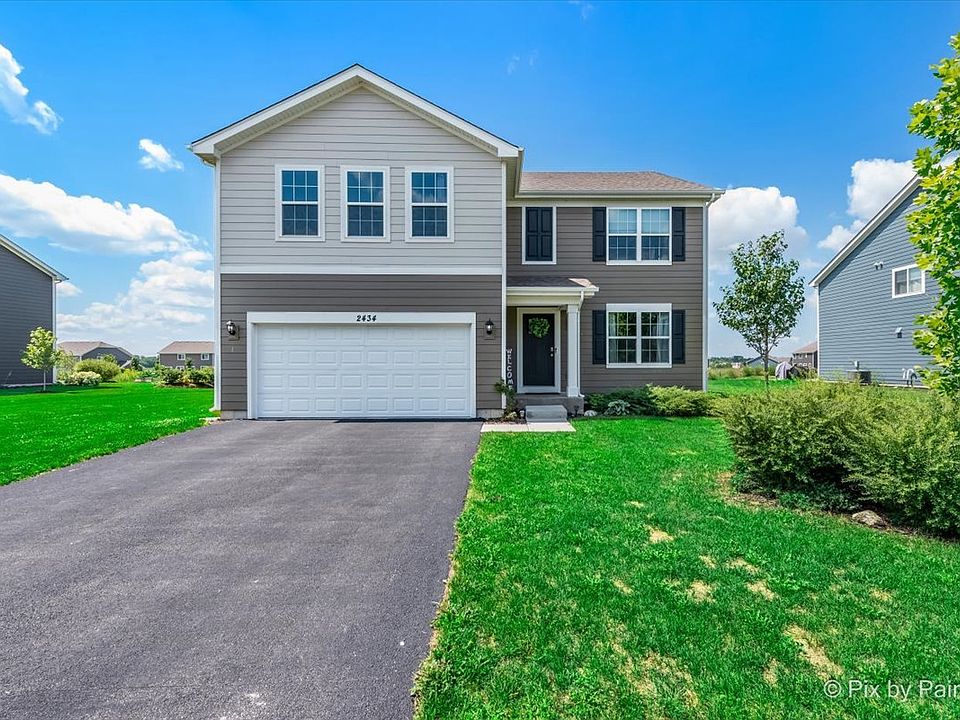 1st image of 2434 Fairview Cir