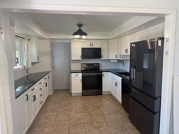 Open Kitchen
