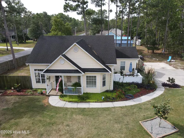 111 Crystal Road, Southport, NC 28461