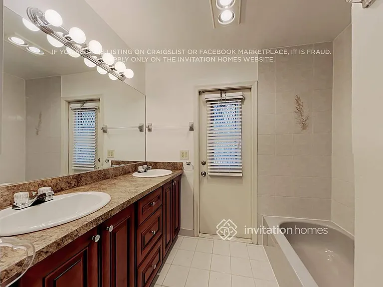 4069 Alpinia Ct S — Photo 17
