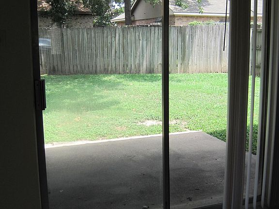 4th image of 1201 University Oaks Blvd