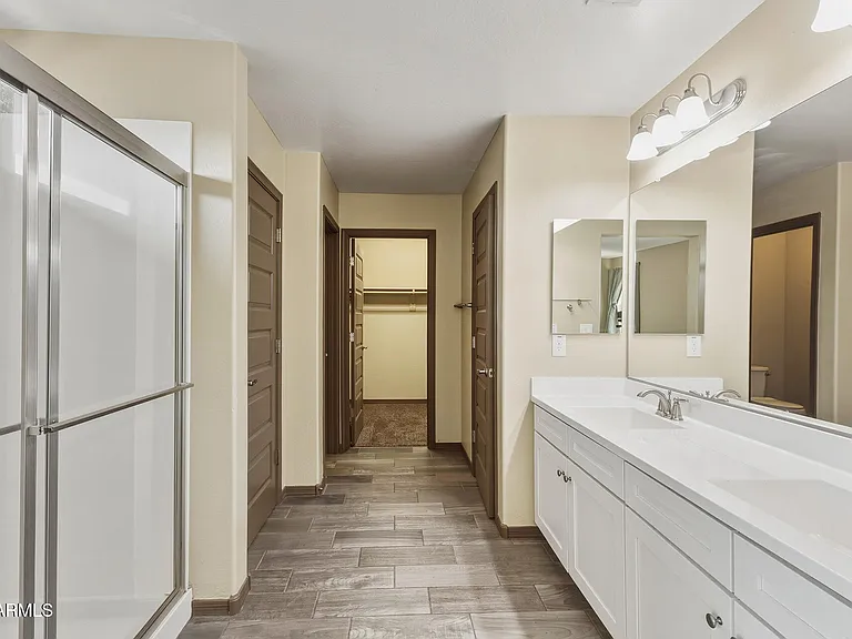 7422 S 28th Pl — Photo 29