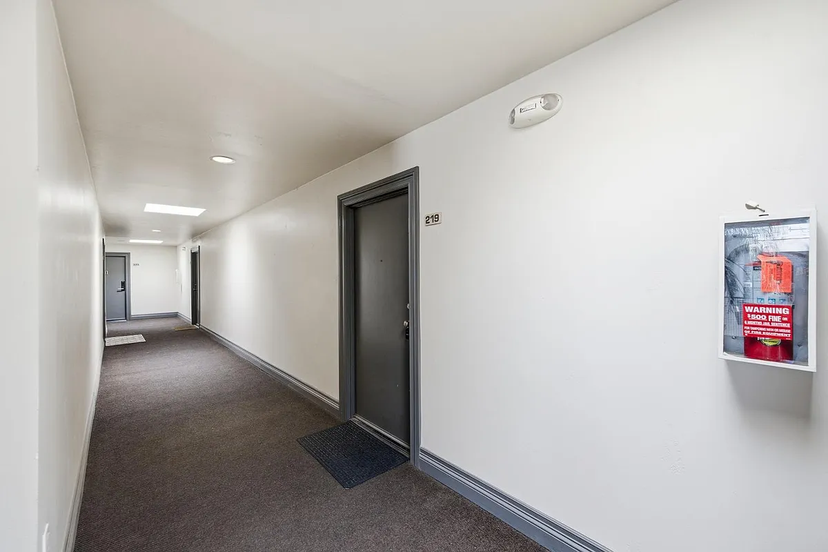 Building Photo - 4120 N 78th St #219