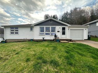 166 Valley View Dr, Coshocton, OH 43812