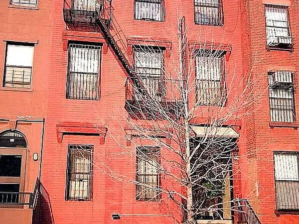 75 S 9th St, Brooklyn, NY 11249
