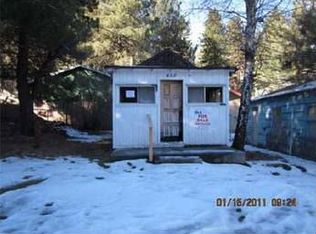 408 Log Ln, Crestline, CA 92325