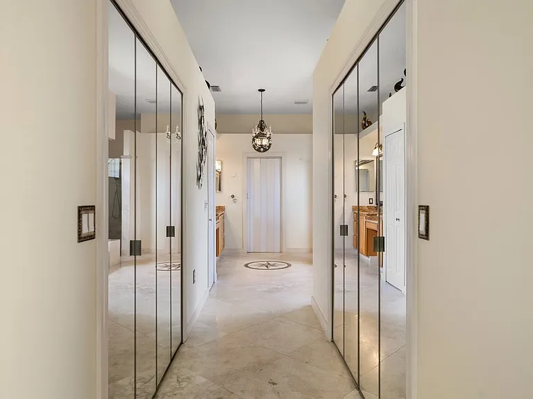 1024 Hagen Dr — Photo 36