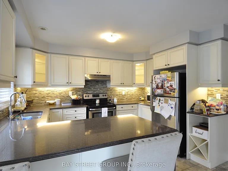 265 Ellen Davidson Dr #5 — Photo 7