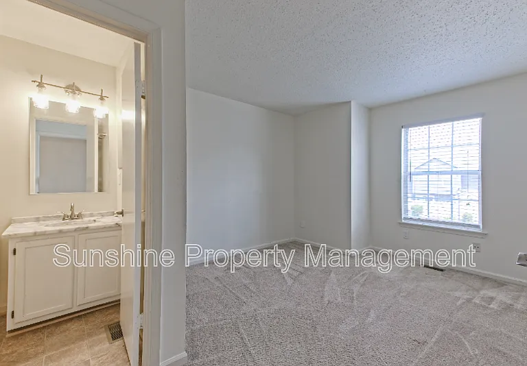 111 Castilian Dr — Photo 9