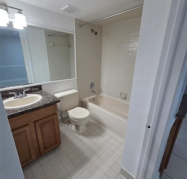 1170 NW 80th Ave #203 — Photo 6
