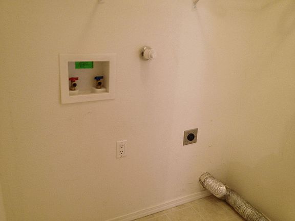 4th image of 3824 Antonia Ct NW
