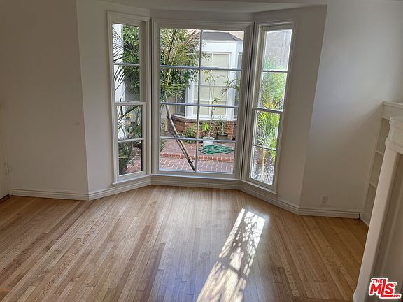 5th image of 9427 Charleville Blvd