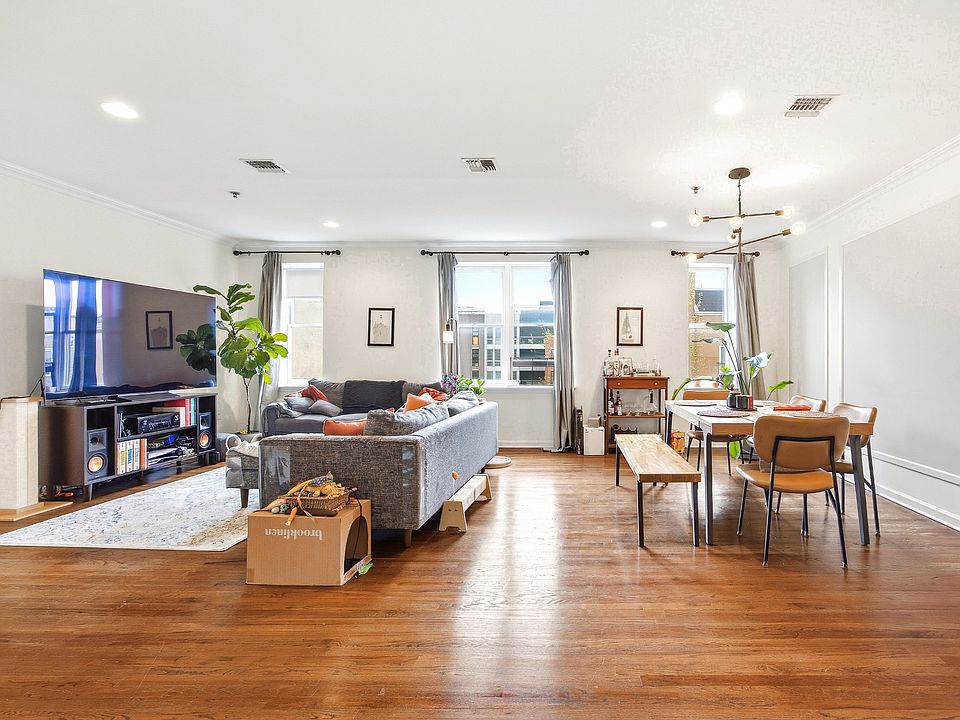 1st image of 727 Jefferson St APT 6