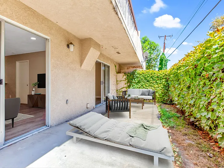 8182 Artesia Blvd — Photo 11