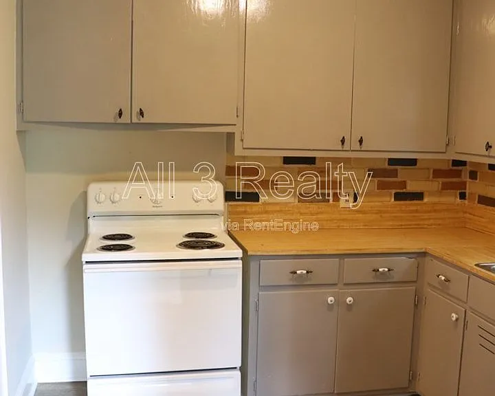 19 Calhoun Rd #B — Photo 16