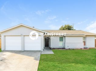 1100 Trammell Dr, Benbrook, TX 76126