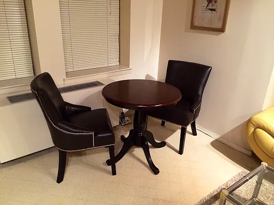 Rented by Manhattan Management Group | media 22