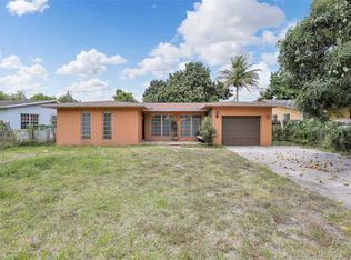 530 NE 165th St, Miami, FL 33162