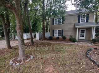 615 Rama Rd, Charlotte, NC 28211