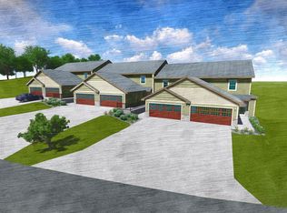 426 Crestwood Ln, Onalaska, WI 54650