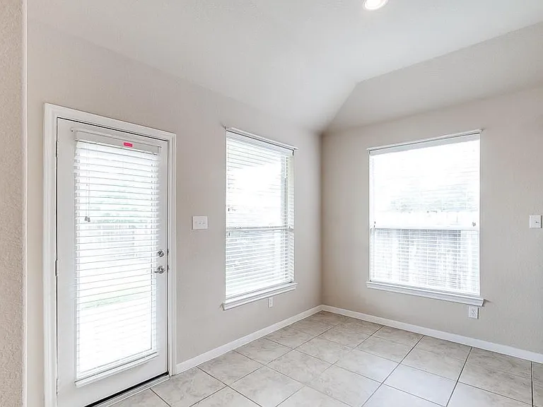 9706 Parsonsfield Ln — Photo 11