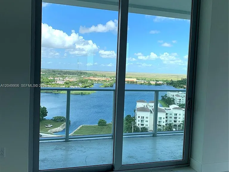2000 W Metropica Way #1603 — Photo 12
